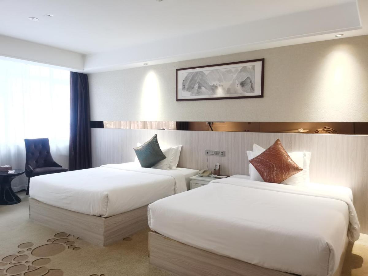 Paco Hotel Tianhe Coach Terminal Metro Satation Guangzhou-Free Shuttle Bus For Canton Fair Kültér fotó