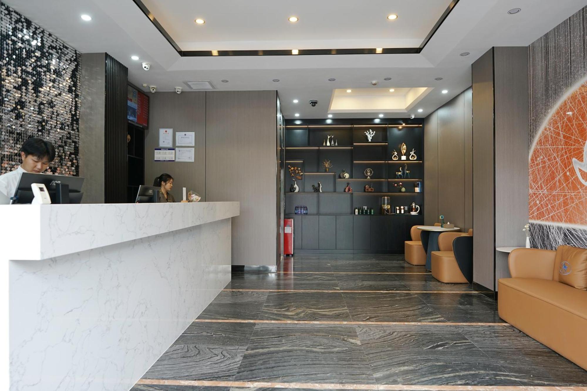 Paco Hotel Tianhe Coach Terminal Metro Satation Guangzhou-Free Shuttle Bus For Canton Fair Kültér fotó