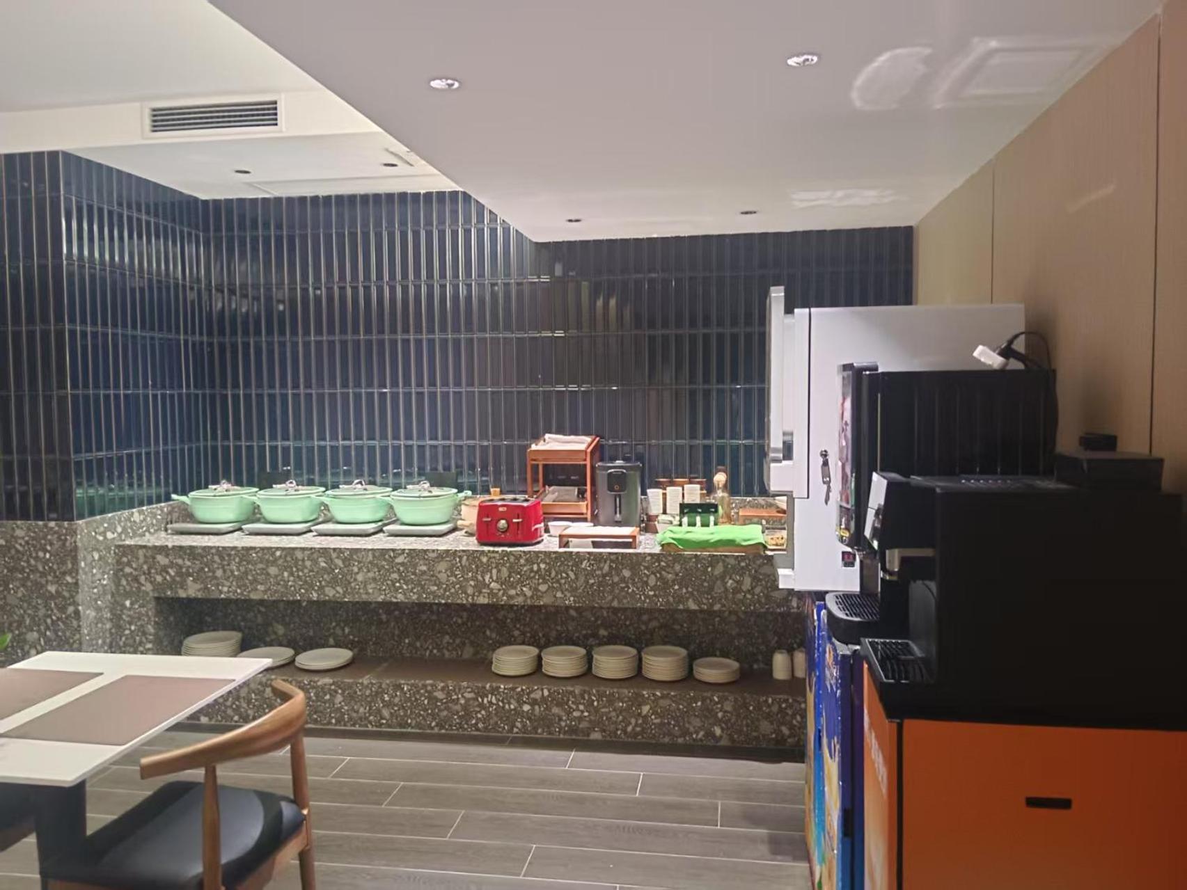 Paco Hotel Tianhe Coach Terminal Metro Satation Guangzhou-Free Shuttle Bus For Canton Fair Kültér fotó
